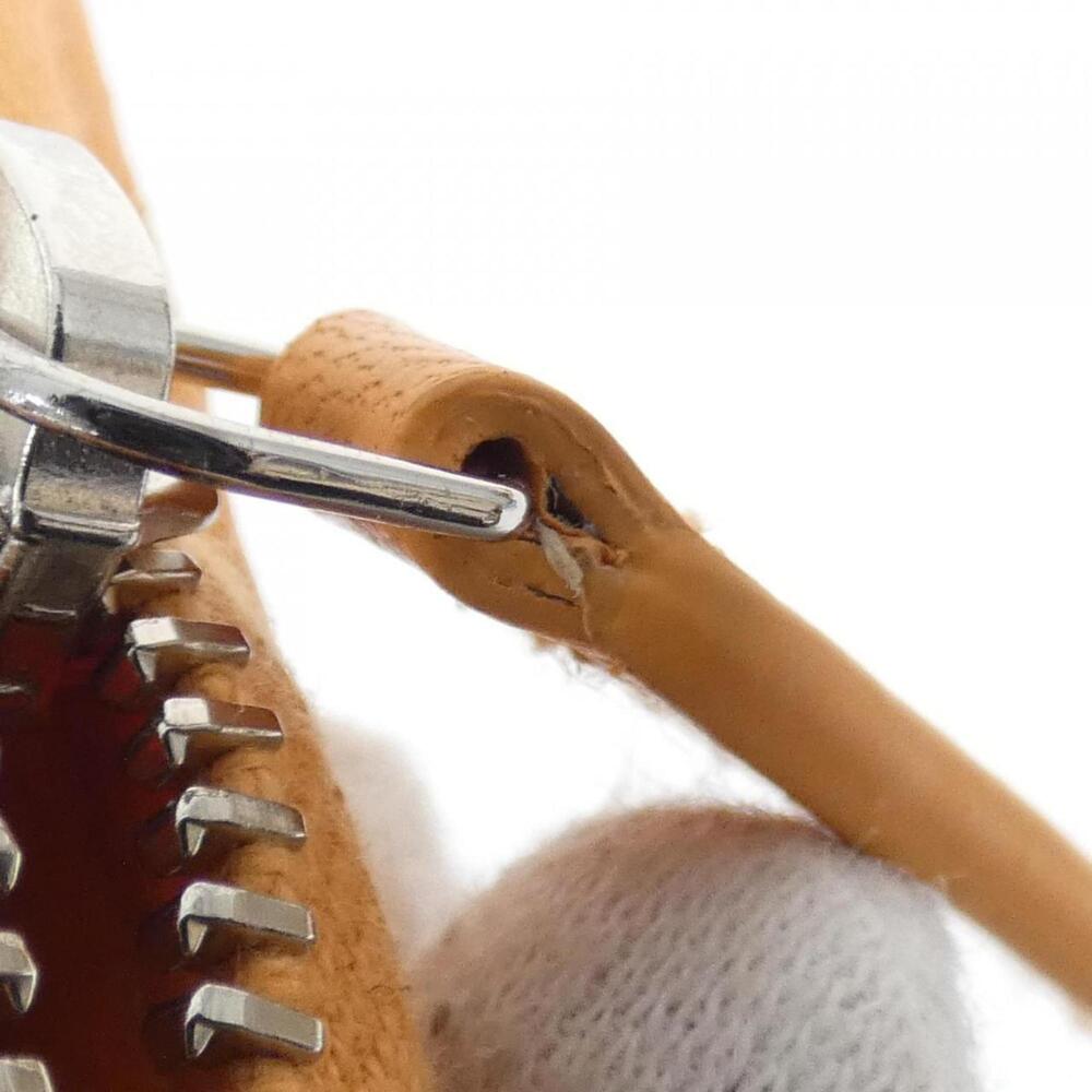 CHANEL Authentic Orange Wallet - Picture 7 of 10